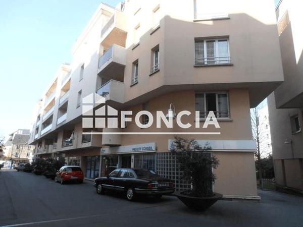 Location Studio 27.88 m² - 11 RUE DR MICHEL GIBERT Chartres 28000