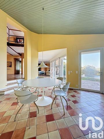 Maison à vendre 4 pièces 210 m² Cavaillon