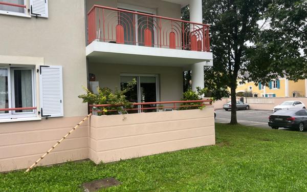 Appartement à vendre    2 pièces • 42,99 m2 Pau