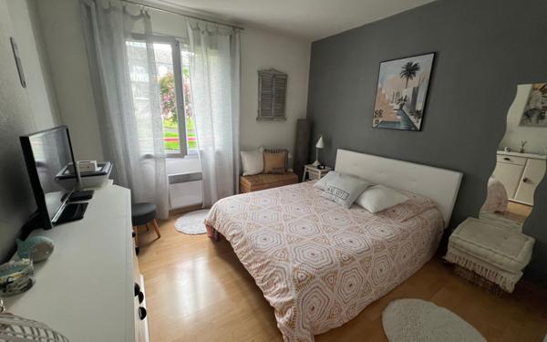 Appartement à vendre    2 pièces • 42,99 m2 Pau