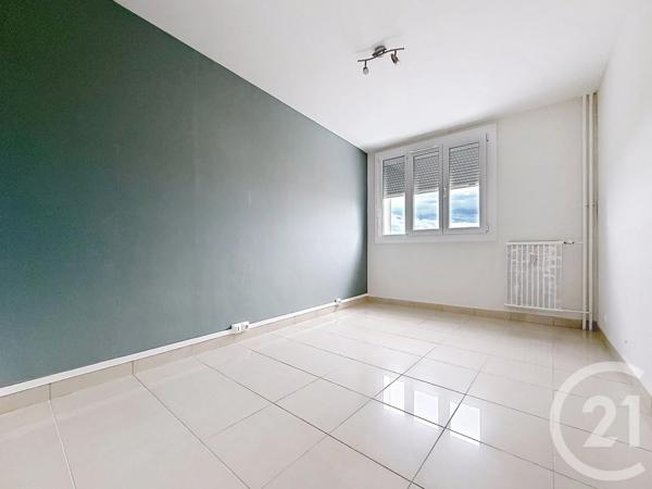 Appartement F3 à vendre  3 pièces - 54 m 2   MONTBELIARD  - 25