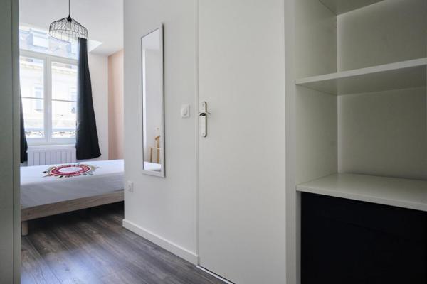 A LOUER : T1 à LILLE • RUE SOLFERINO - SEBASTOPOL • 675 € CC • Réf. 1501-7