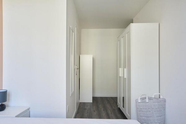 A LOUER : T1 à LILLE • RUE SOLFERINO - SEBASTOPOL • 675 € CC • Réf. 1501-7