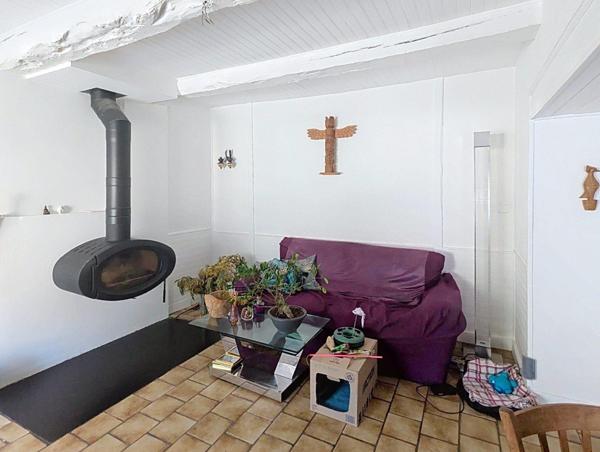 Maison de village rénovée 88 m² + jardin et garage