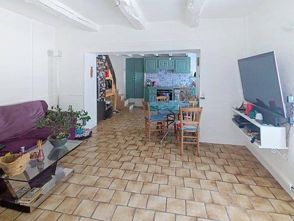 Maison de village rénovée 88 m² + jardin et garage