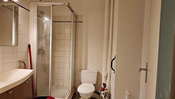 Studio de 30 m² en rez-de-chaussée avec extérieur privatif