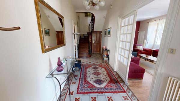 Cuxac Cabardes, Grande maison de village Ancienne pharmacie