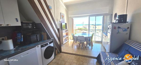 Appartement à Saint-Pierre-la-Mer APPARTEMENT T2 MEZZANINE + CABINET