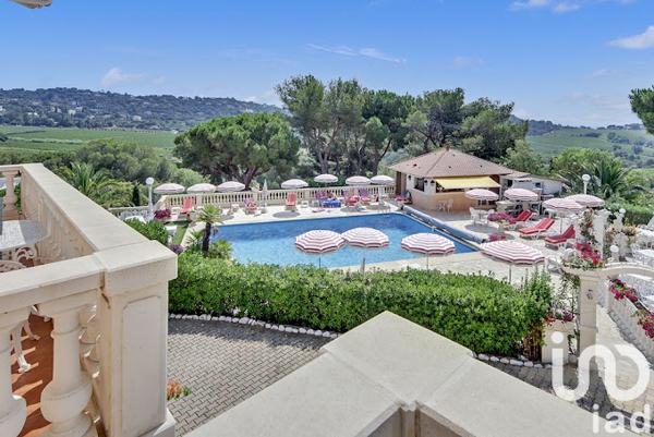 Maison à vendre 58 pièces 850 m² La Croix-Valmer