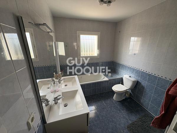 Maison individuelle  4 chambres