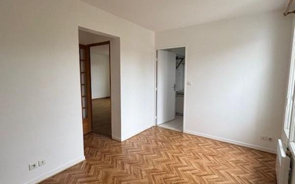 Appartement à louer    5 pièces •  Brunoy