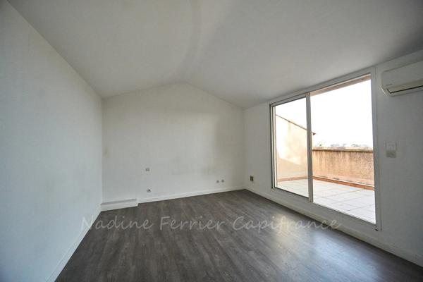 3 chambres au calme, avec VUE MER depuis le salon et le solarium