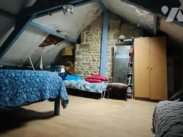 A vendre sur la commune de Noues de Sienne entre Coulouvray-Boisbenâtre et Le Gast, en campagne...