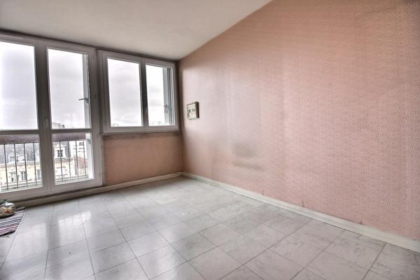 Appartement familial 4 pièces avec balcon et vue sur la Seine