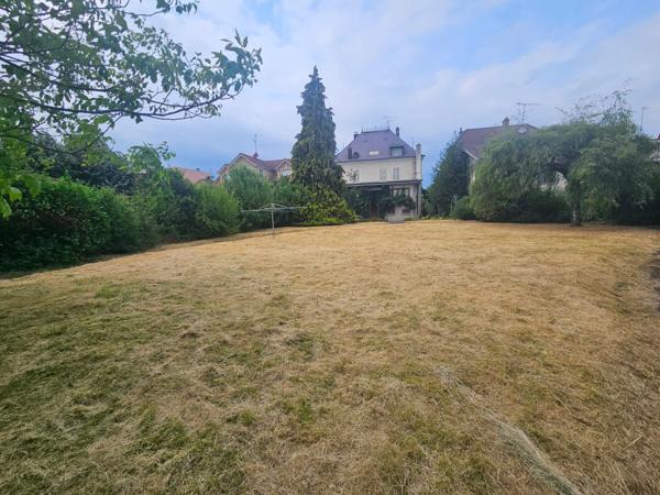 Bien d'exception - Demeure de prestige au cœur de Delle proche frontière Suisse