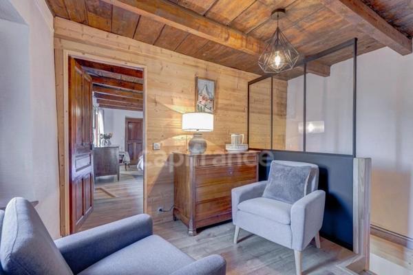 En Savoie (73), Vallée de la Maurienne, à vendre Grange rénovée, Vue dégagée