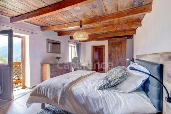 En Savoie (73), Vallée de la Maurienne, à vendre Grange rénovée, Vue dégagée