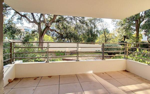 Appartement à louer    1 pièce • 34 m2 Marseille 9