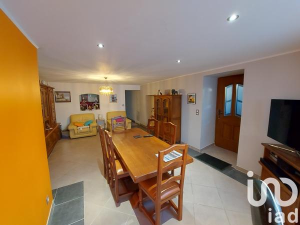 Maison à vendre 9 pièces 236 m² Orgelet