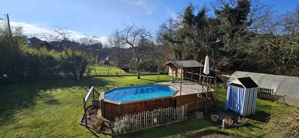Maison familiale avec grand jardin et piscine à Mouleydier (24)