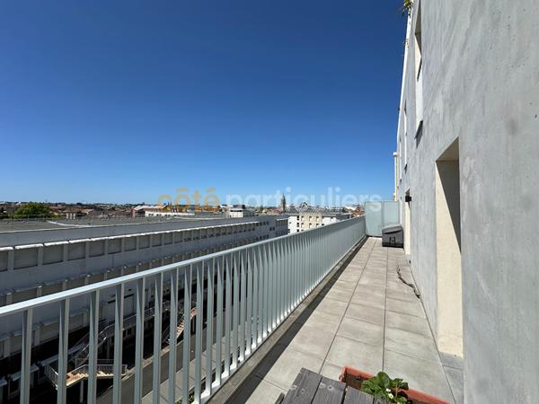 Location
                Appartement70 m² - 3 Pièces -
                    BORDEAUX (33100)