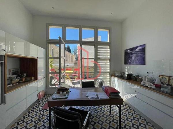 Bureau de 131 m² à vendre à Bordeaux Fondaudege