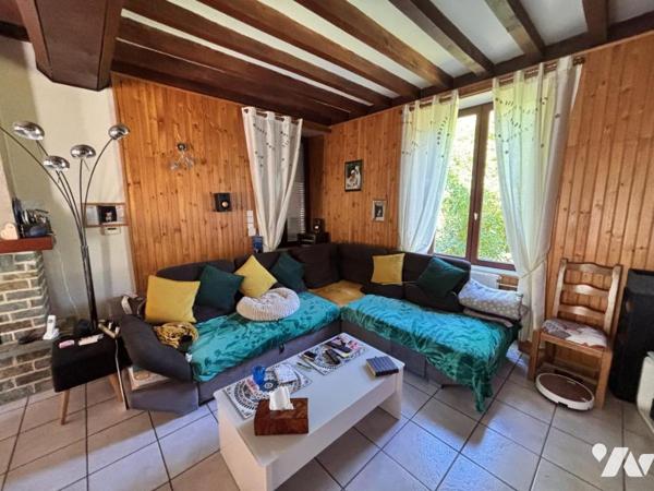 SECTEUR LENAULT - MAISON D'HABITATION EN PIERRE AVEC JARDIN