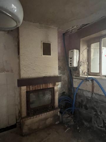 Villesiscle (11150) VILLESISCLE - EXCLUSIVITE - MAISON DE VILLAGE AVEC GRAND GARAGE ET COUR INTERIEURE