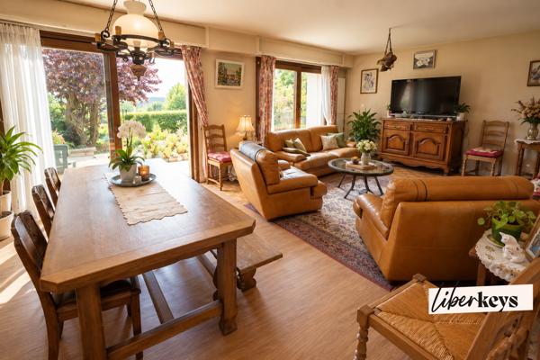 Deuil-la-Barre – Propriété d’exception aux volumes remarquables, entre lumière et écrin de verdure