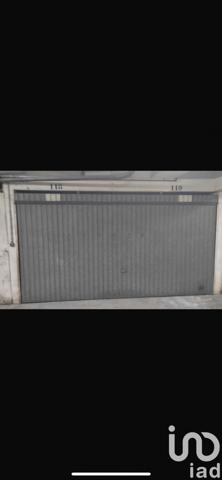 Parking à vendre 61 m² Paris 18