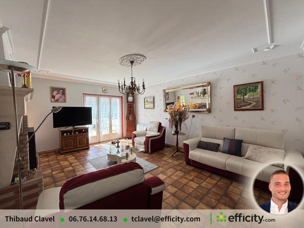 Maison
         5 pièces
        - 138 m² 220 000 € *
