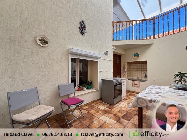 Maison
         5 pièces
        - 138 m² 220 000 € *