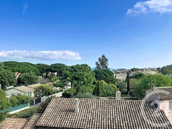Appartement T3 à vendre  3 pièces - 64,50 m2 CAVALAIRE SUR MER - 83