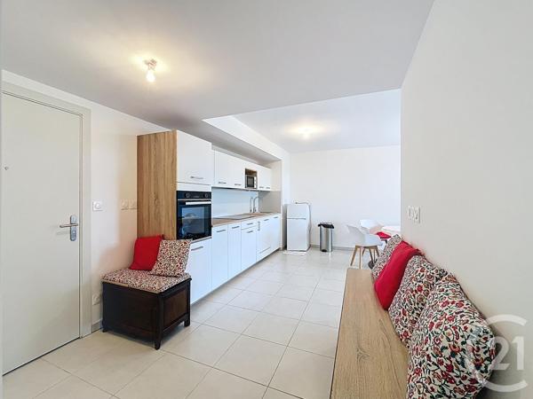 Appartement T3 à vendre  3 pièces - 64,50 m2 CAVALAIRE SUR MER - 83