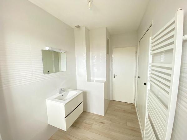 Maison Les Sables d'Olonne 4 pièces 91.78 m² 2 chambres jardin garage 1.2 km centre ville