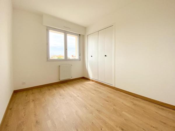 Maison Les Sables d'Olonne 4 pièces 91.78 m² 2 chambres jardin garage 1.2 km centre ville