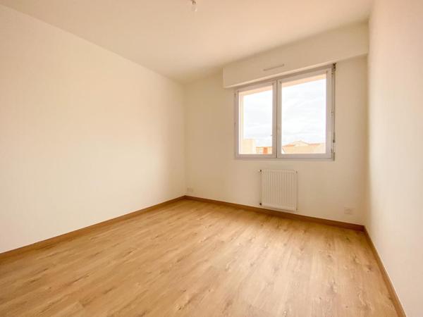 Maison Les Sables d'Olonne 4 pièces 91.78 m² 2 chambres jardin garage 1.2 km centre ville