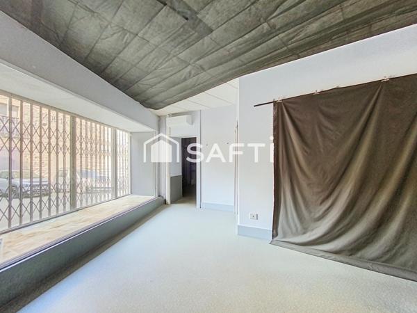 Ensemble immobilier en pierre au cœur de Saint-Félicien