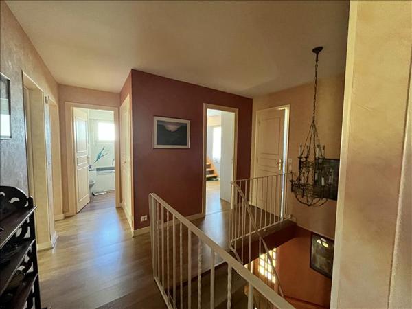 Maison à vendre |  Quéven |  8 pièces | 193 m²