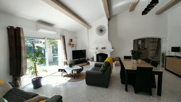 Fréjus. prestige : villa de plain pieds avec piscine