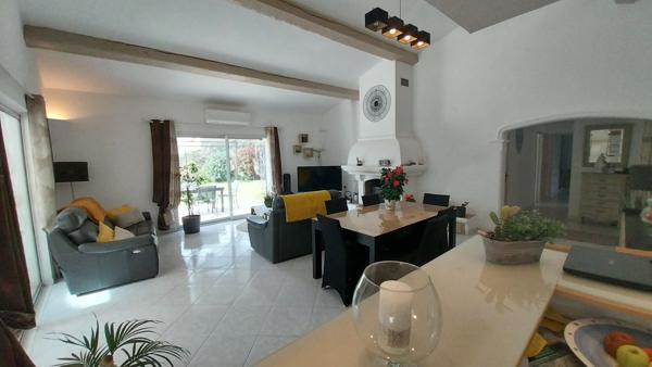 Fréjus. prestige : villa de plain pieds avec piscine
