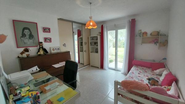 Fréjus. prestige : villa de plain pieds avec piscine