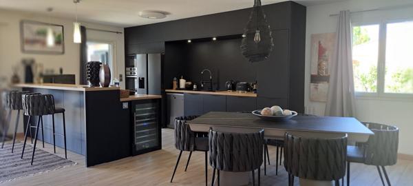 Cabrières-d'Avignon (84220) Villa de charme à Cabrières d'Avignon