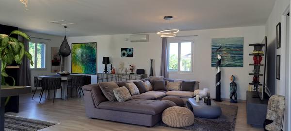 Cabrières-d'Avignon (84220) Villa de charme à Cabrières d'Avignon