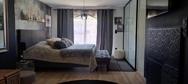 Cabrières-d'Avignon (84220) Villa de charme à Cabrières d'Avignon