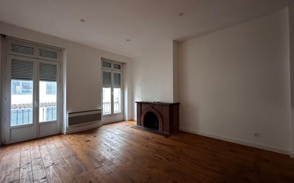 Appartement à louer    2 pièces • 37,20 m2 Bordeaux
