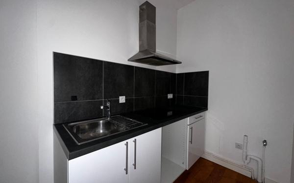 Appartement à louer    2 pièces • 37,20 m2 Bordeaux