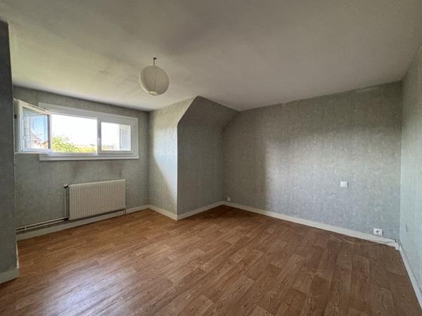 Maison à vendre |  Mehun-sur-Yèvre |  5 pièces | 140 m²