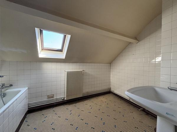 Maison à vendre |  Mehun-sur-Yèvre |  5 pièces | 140 m²