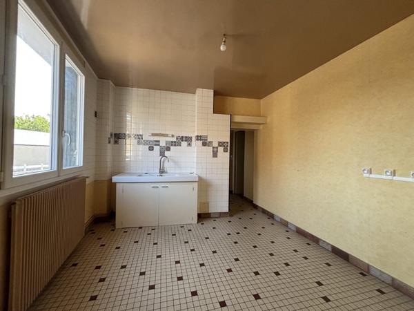 Maison à vendre |  Mehun-sur-Yèvre |  5 pièces | 140 m²